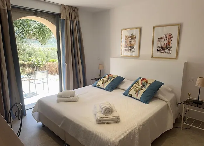 Marine Villa Ersa