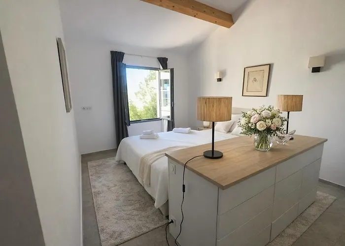 Marine Villa *