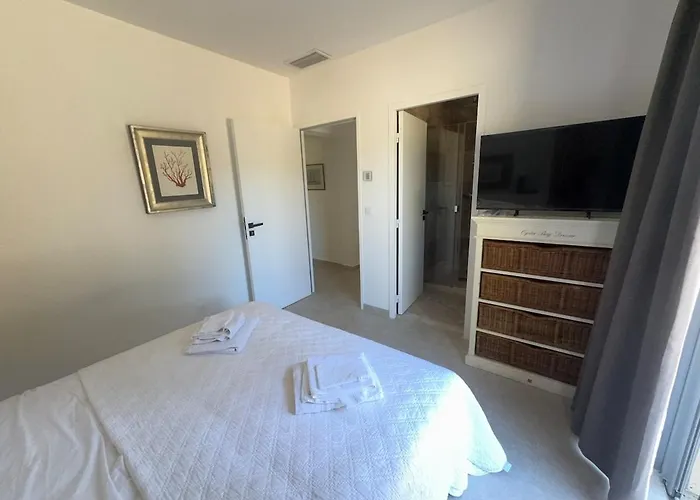 Marine Villa *